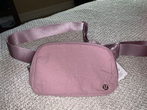 lululemon fanny bag dupe